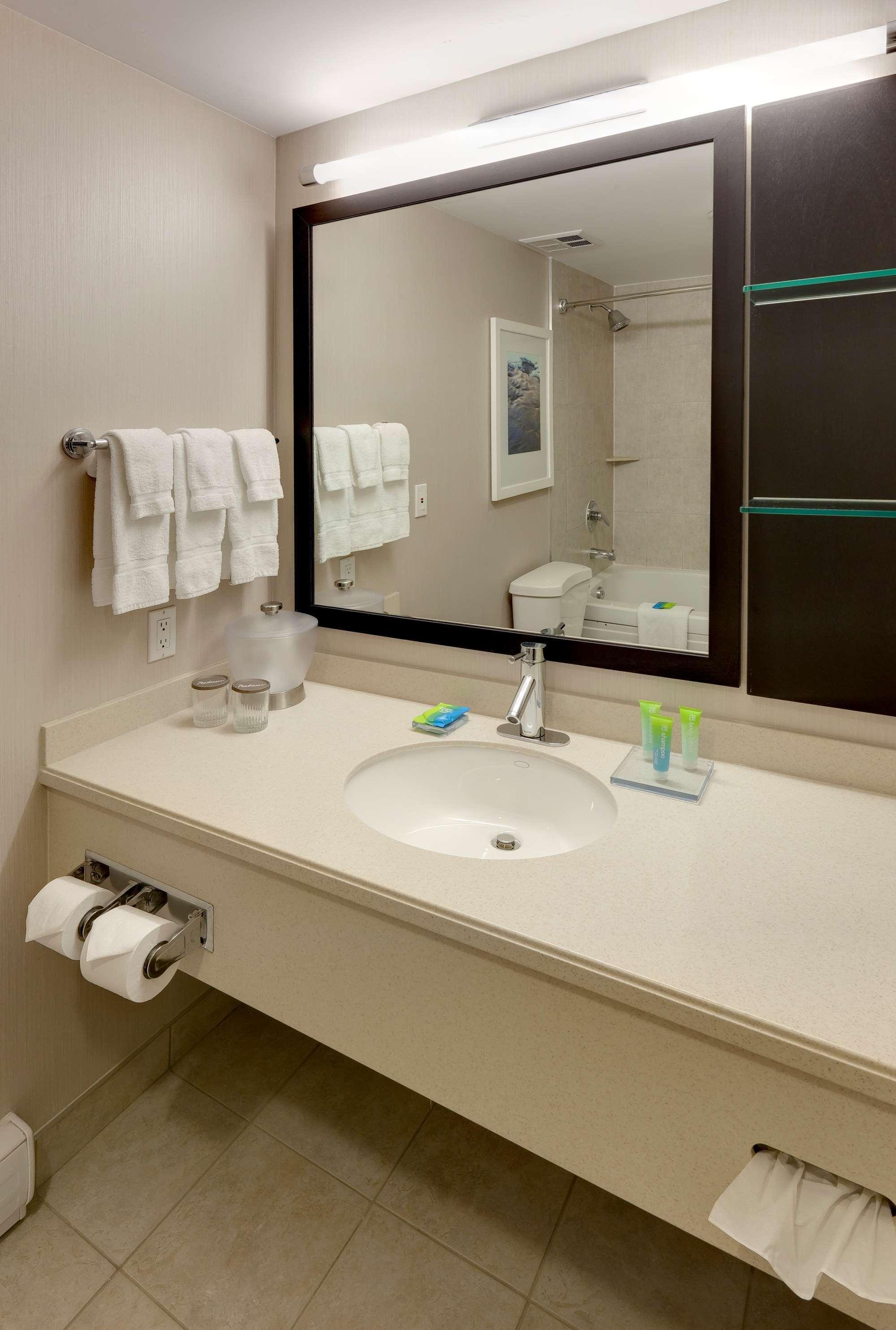 Niagara Fallsview Hotel & Suites Pokoj fotografie